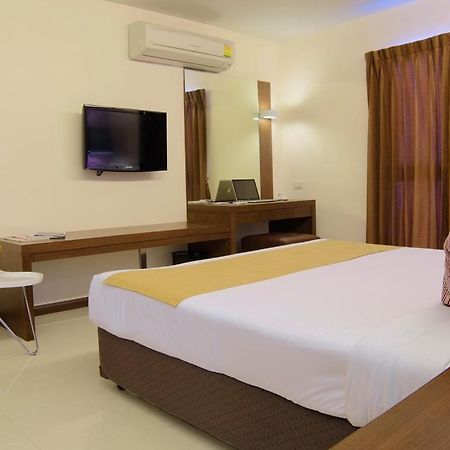 Grand Alpine Hotel Bangkok Eksteriør bilde
