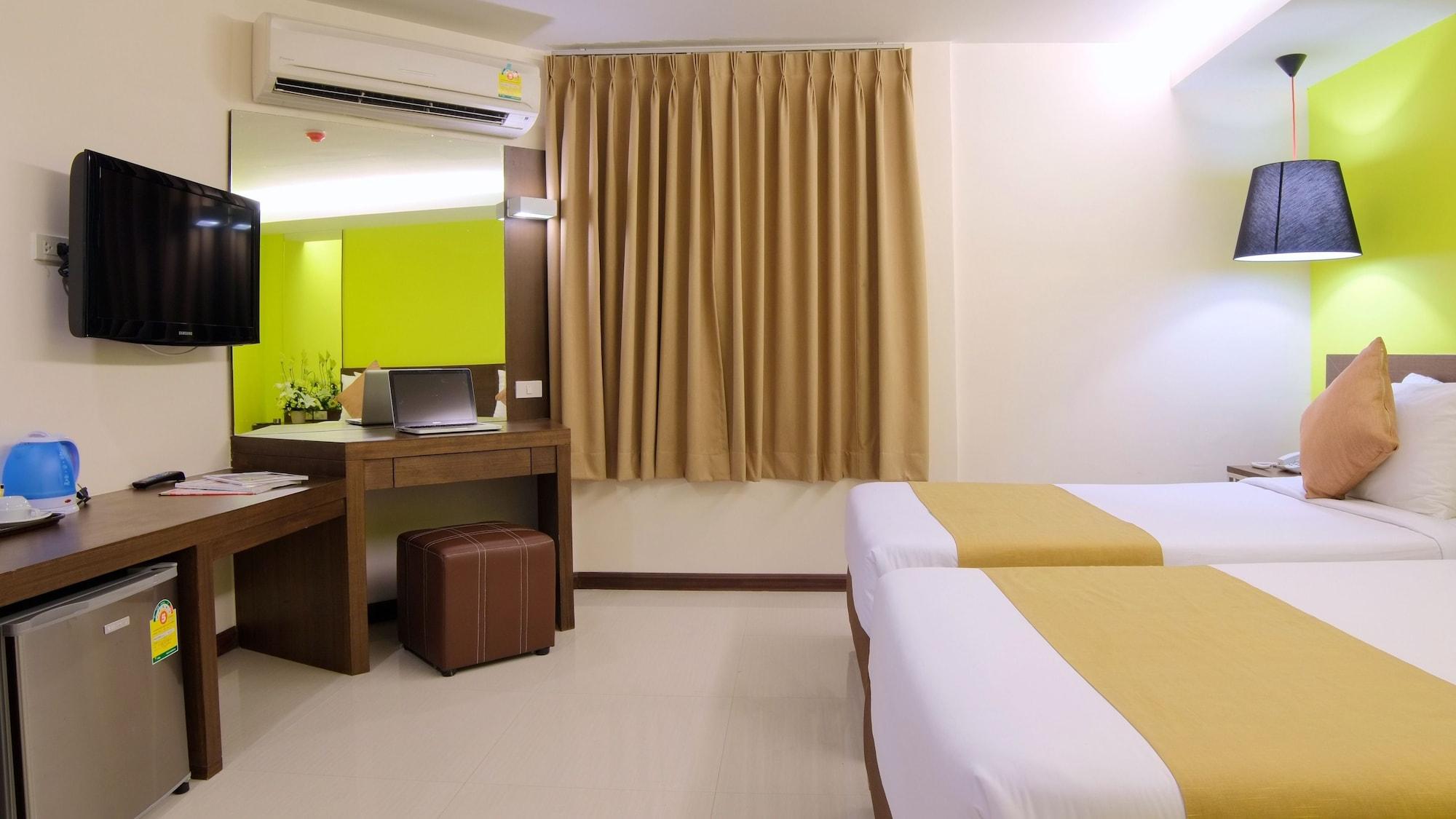 Grand Alpine Hotel Bangkok Eksteriør bilde