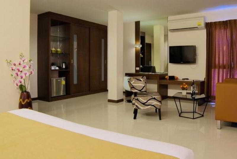 Grand Alpine Hotel Bangkok Eksteriør bilde