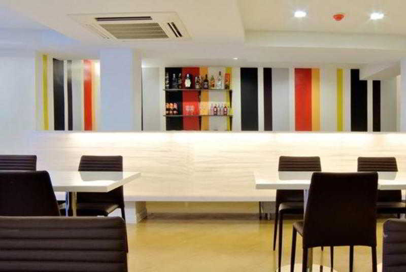 Grand Alpine Hotel Bangkok Eksteriør bilde