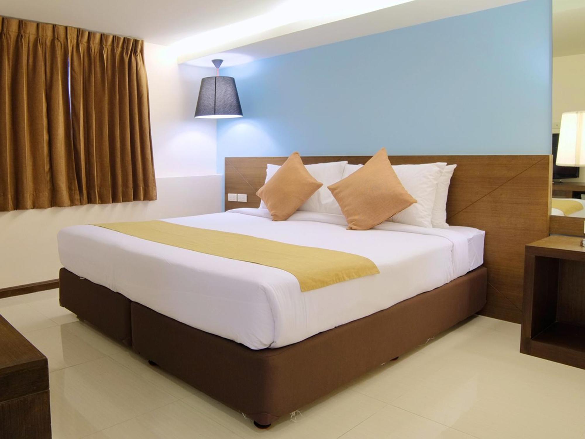 Grand Alpine Hotel Bangkok Eksteriør bilde