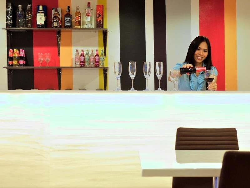 Grand Alpine Hotel Bangkok Eksteriør bilde