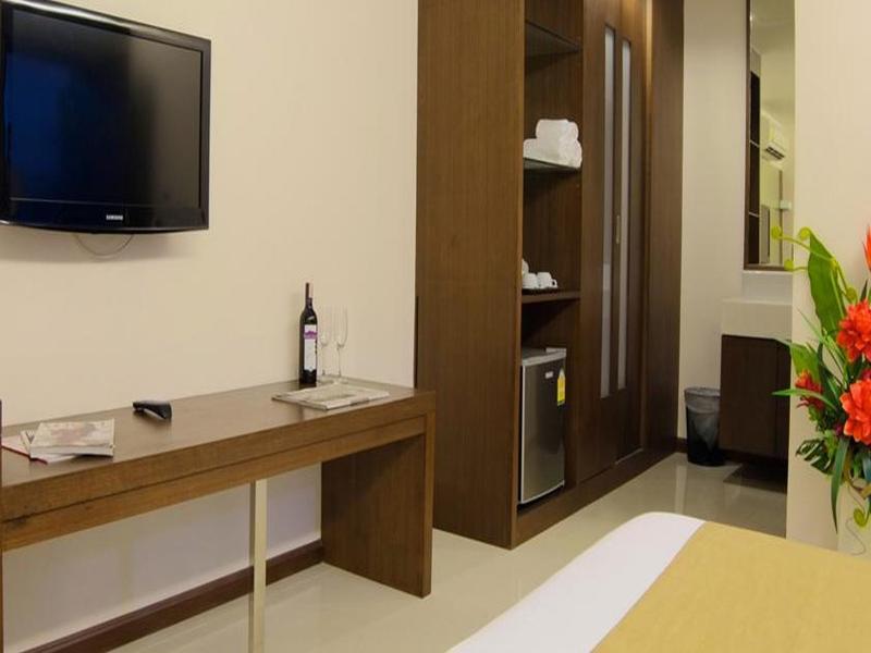Grand Alpine Hotel Bangkok Eksteriør bilde